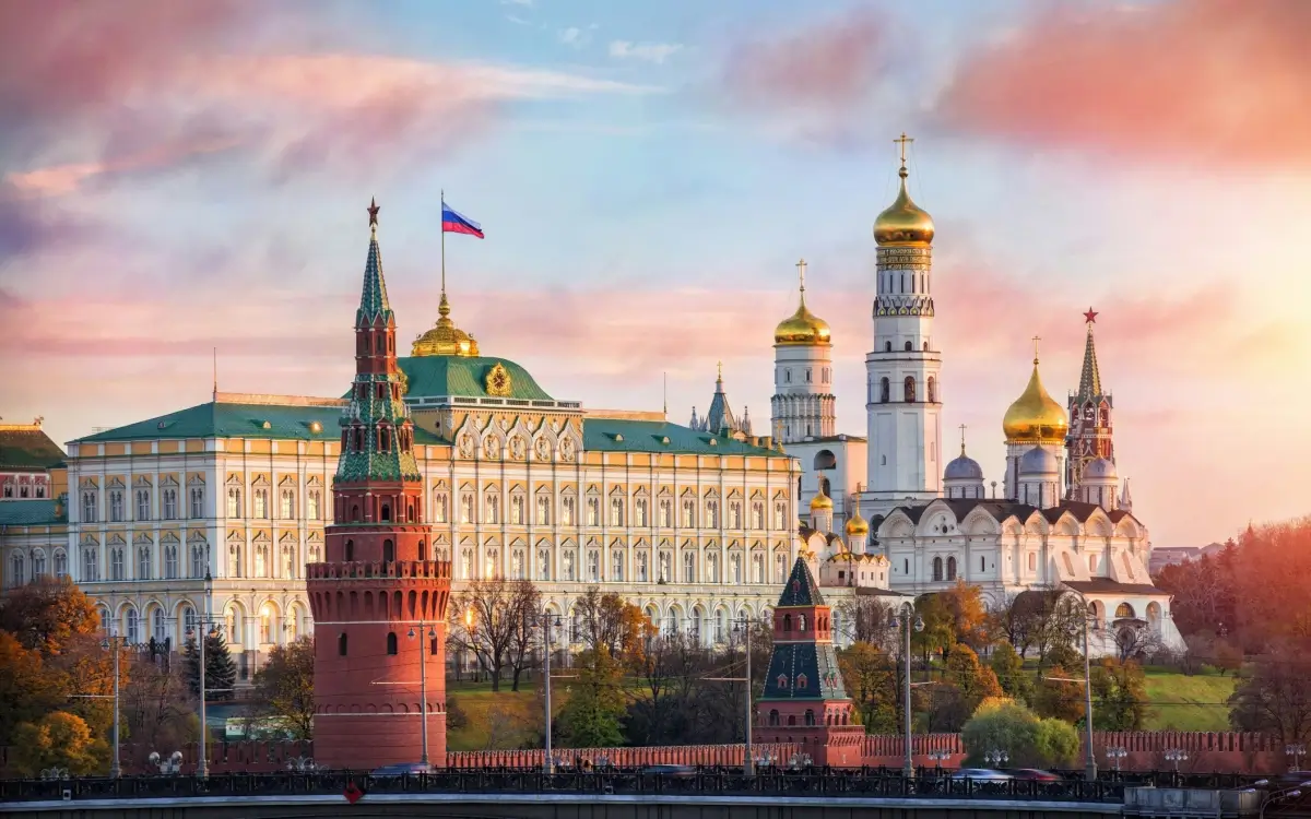 Столица – город-герой Москва