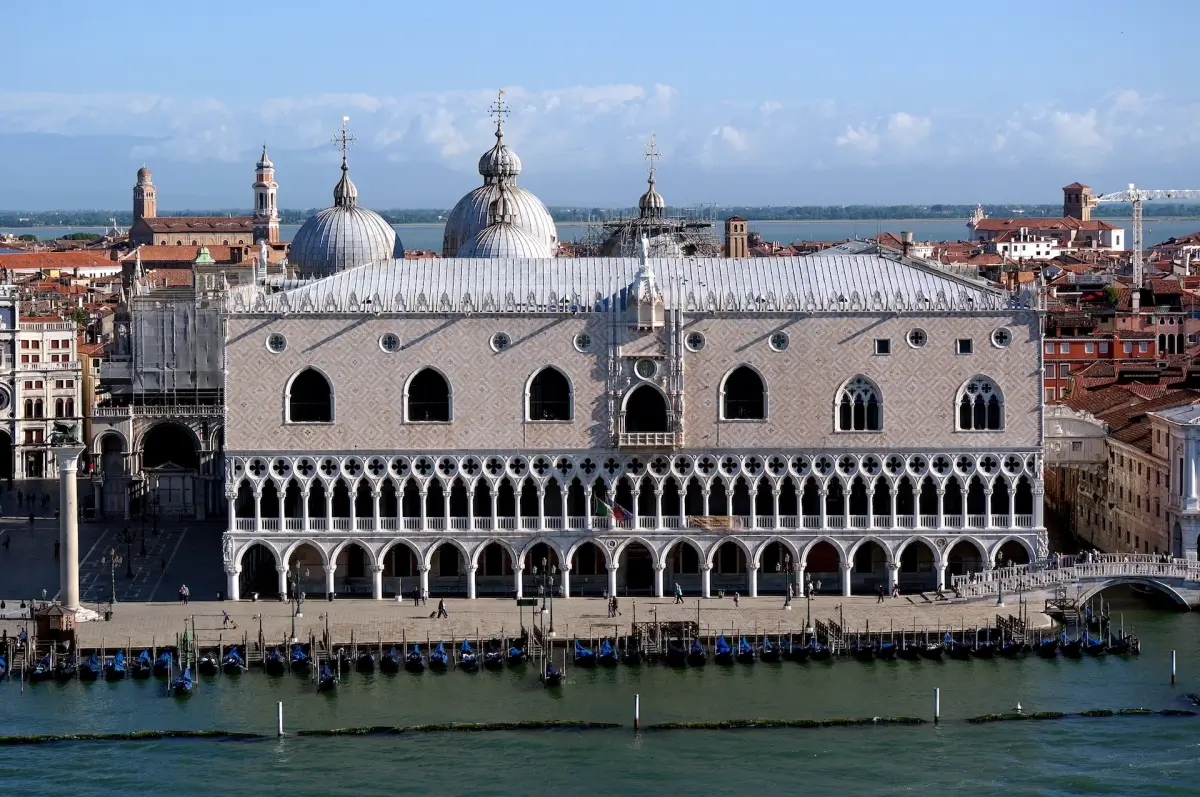 Замок в венеции