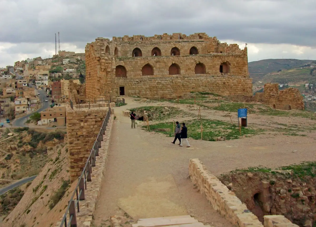 Достопримечательности Иордании Руины древней крепости Карак